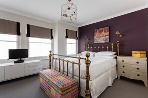 Apartment (4 Bedrooms)