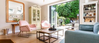 Rosebury Road by Onefinestay