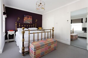 Appartement (4 Bedrooms) | 4 chambres, décoration personnalisée, ameublement personnalisé, bureau