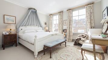 Apartment (3 Bedrooms) | 3 bedrooms, individually decorated, individually furnished