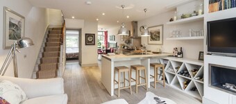 Kensington Place by Onefinestay