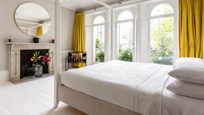 Unclassified image, 5 of 45, button - Kensington Park Road VII by Onefinestay (London)