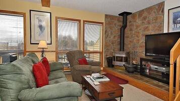 Télévision, cheminée