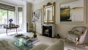 Apartment (1 Bedroom) | Living room | TV - Sloane Gardens VI by Onefinestay (London)