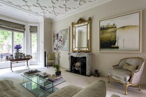 Apartment (1 Bedroom) | Living room | TV - Sloane Gardens VI by Onefinestay (London)