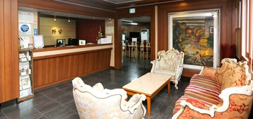 Sala de estar en el lobby