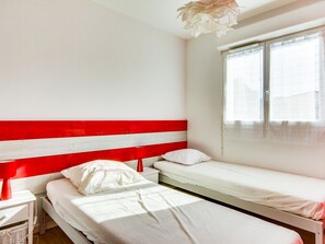 3 bedrooms, free WiFi - Modern Home with Terrace in Biscarrosse – Sleeps 7 with WiFi & BBQ (Biscarrosse)