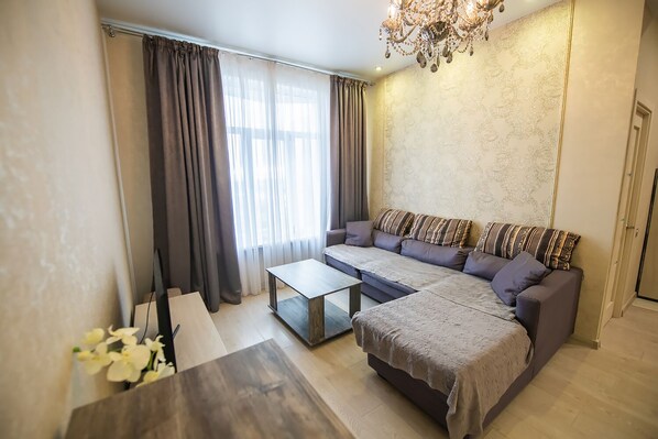 Apartment | 2 Schlafzimmer, Bügeleisen/Bügelbrett, kostenloses WLAN, Bettwäsche