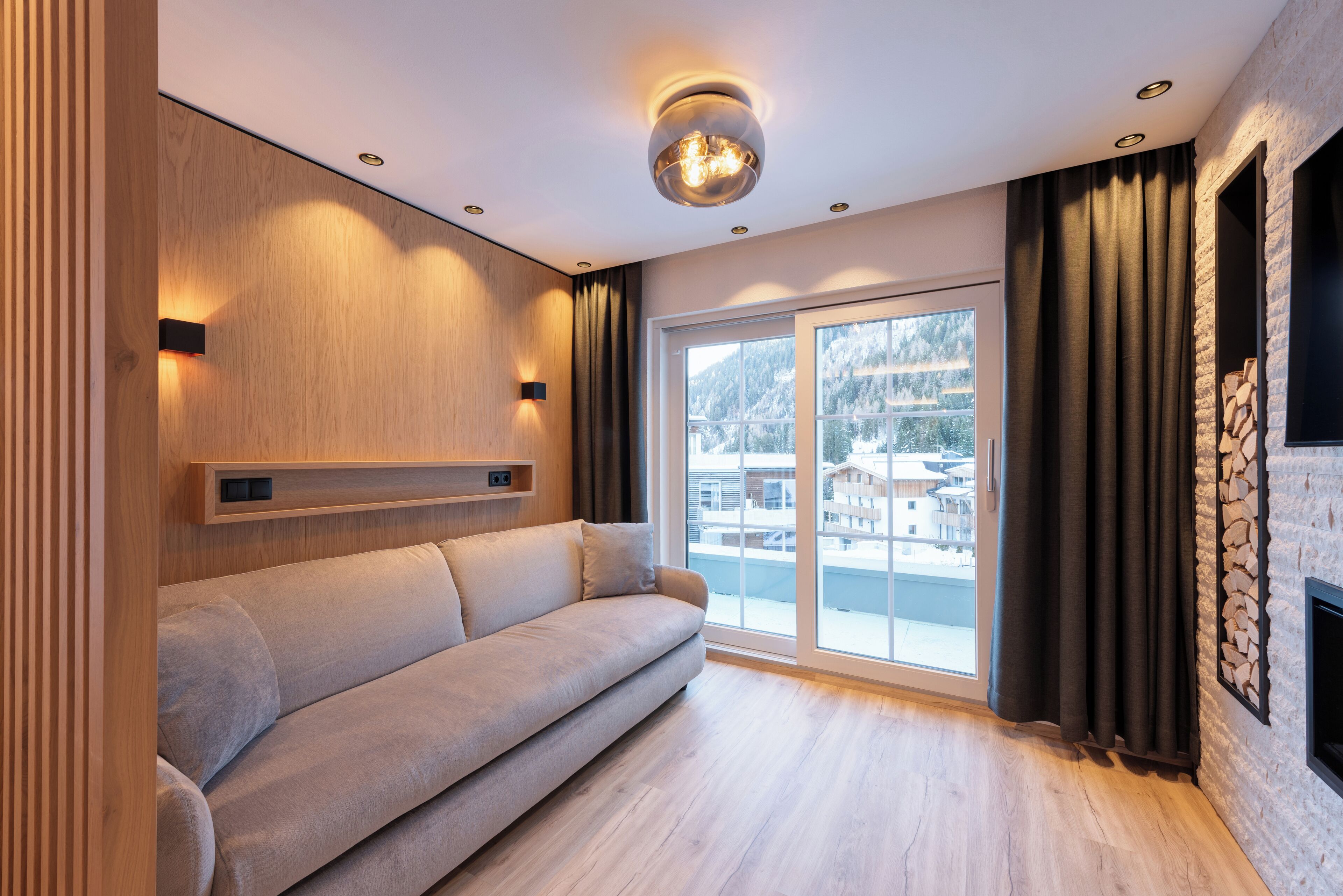 Deluxe-Studio, Nichtraucher, Kamin | Wohnbereich | LED-Fernseher, Videospielkonsole, DVD-Player, Tischtennisplatte