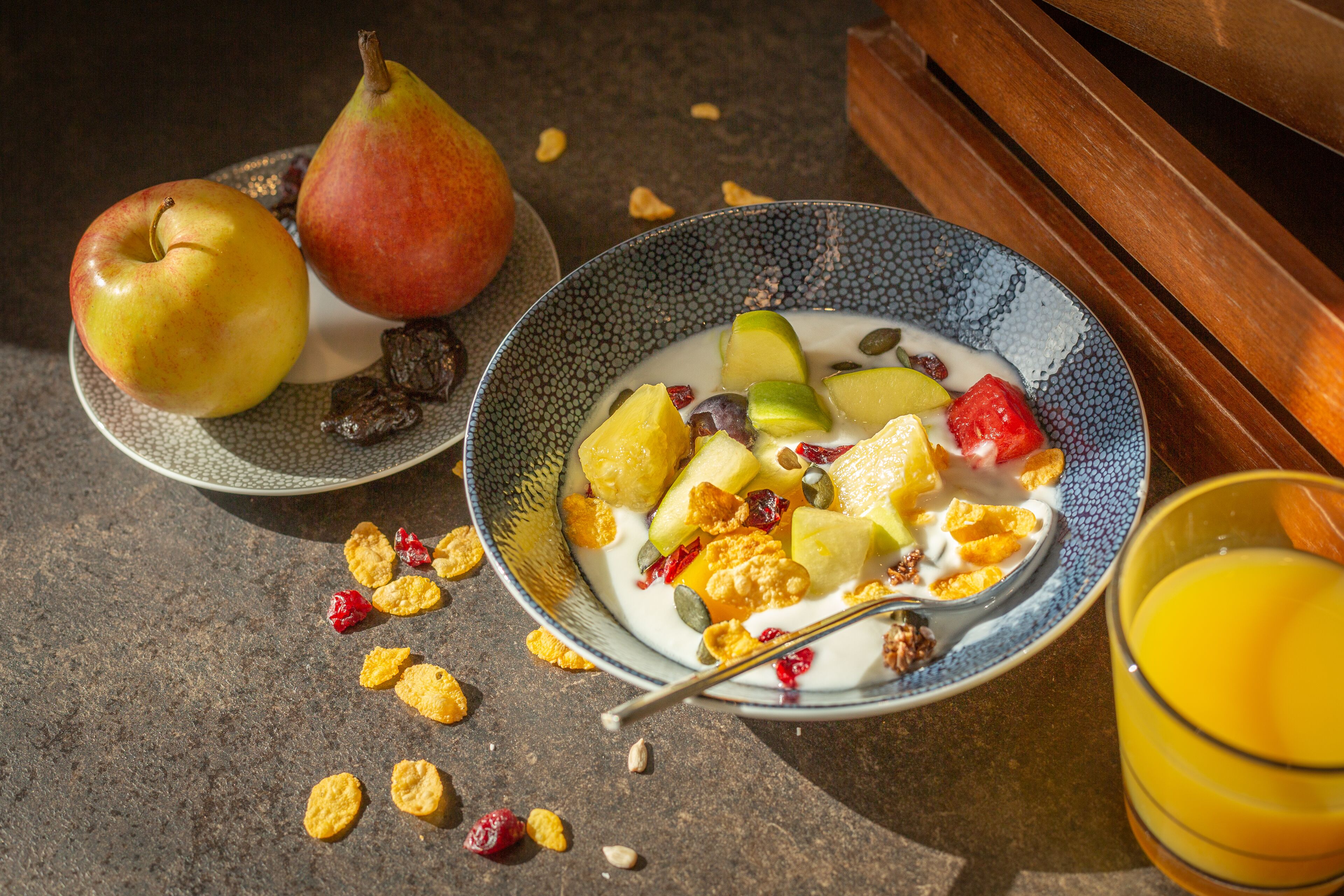 Daily buffet breakfast (EUR 19.00 per person)