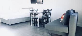 Luxury Suits near Wembley Stadium