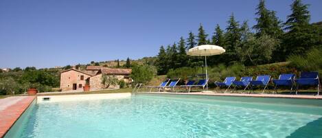 Seasonal outdoor pool, pool umbrellas, sun loungers