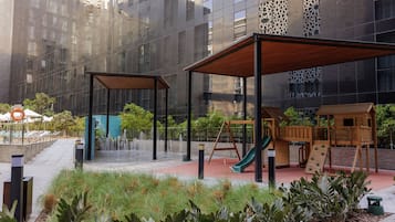 Children’s play area – outdoor