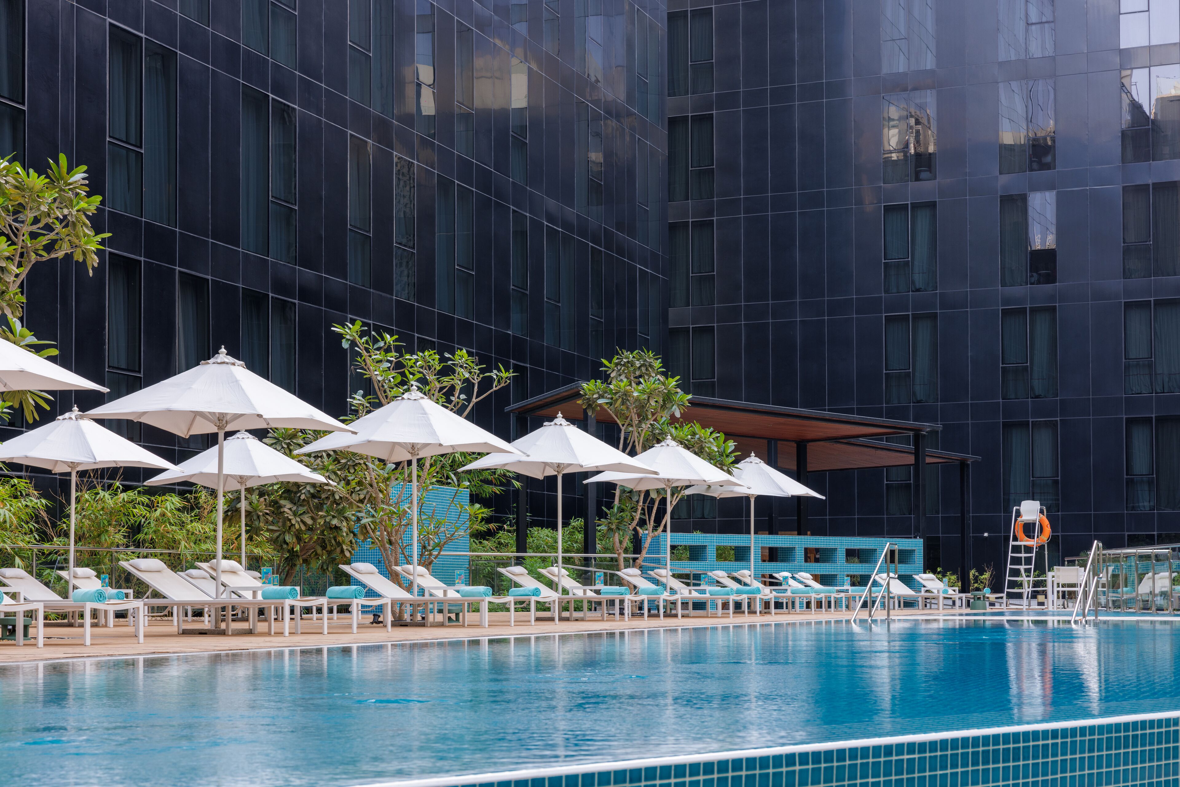 2 outdoor pools, pool umbrellas, sun loungers