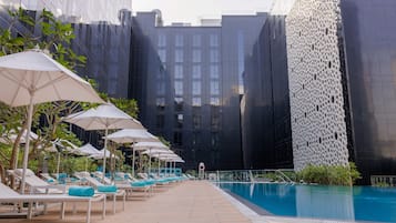 2 outdoor pools, pool umbrellas, pool loungers