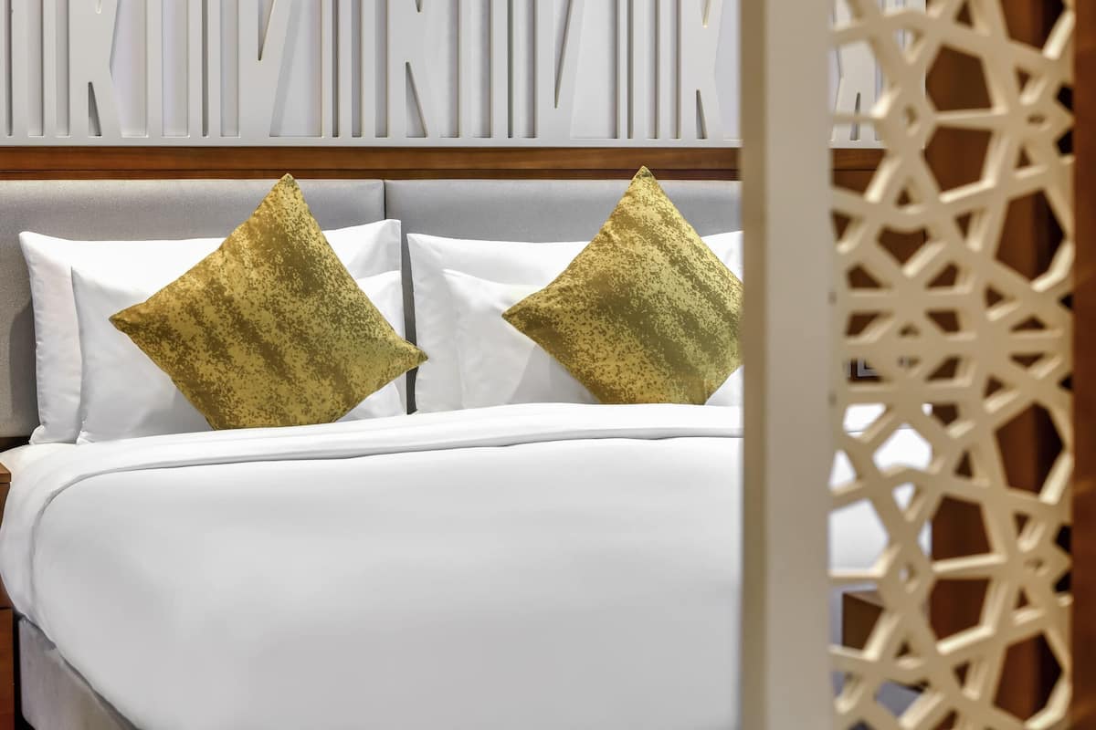 1 bedroom, minibar, in-room safe, desk