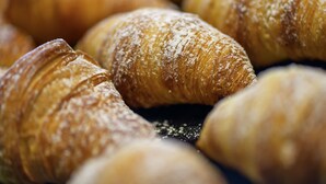朝食 (ビュッフェ)、毎日提供 (有料)