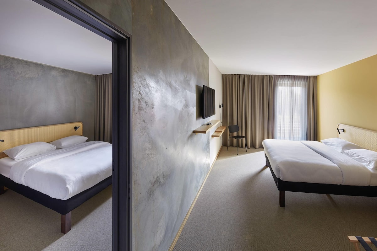 Standard Suite, 2 Double Beds, Connecting Rooms (Family) | Desk, blackout drapes, soundproofing, WiFi (free)