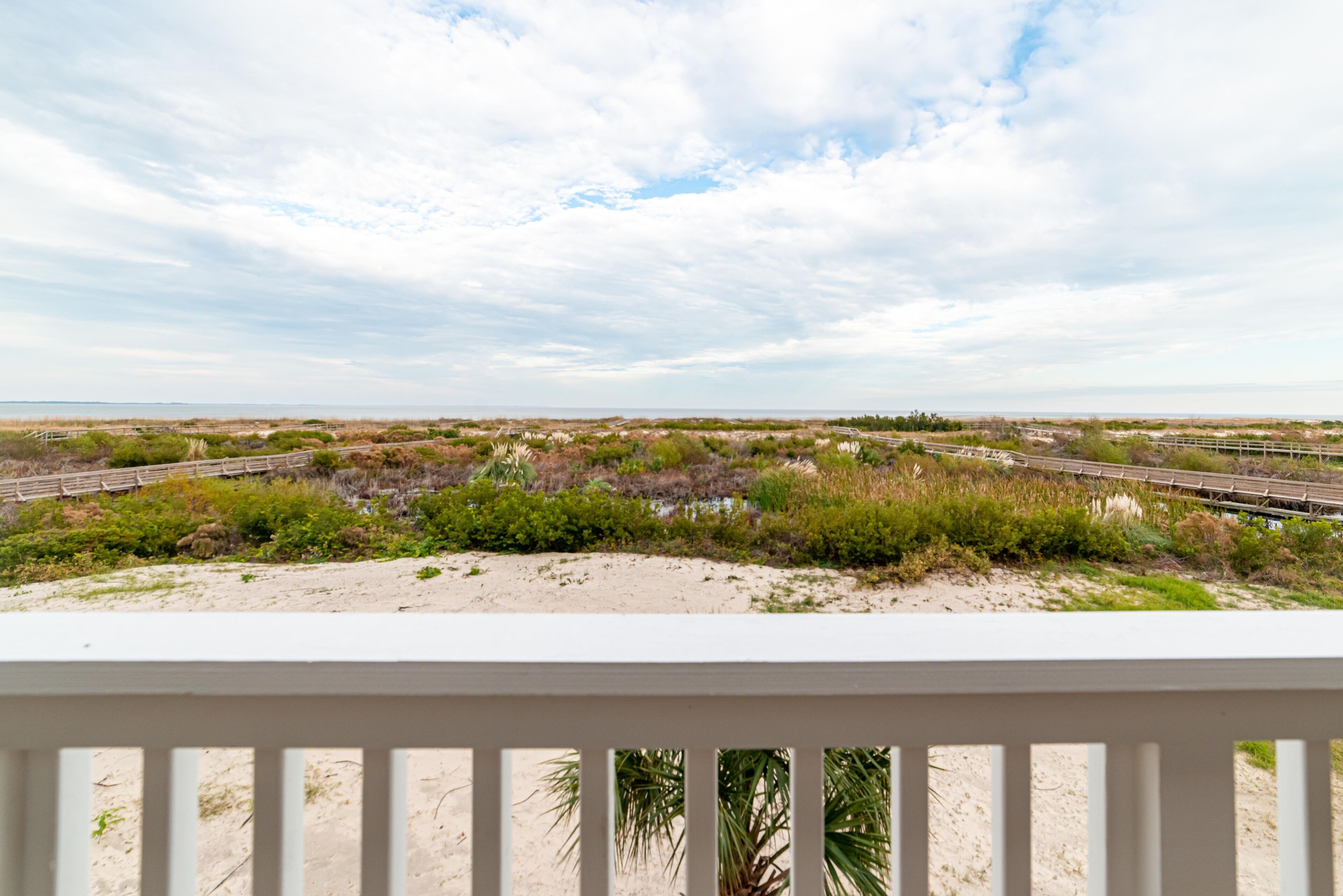 Ocean Front - Two Bedroom Villa in the D Building - New Decks!