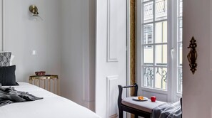 Chambre Familiale avec lits jumeaux | Balcon