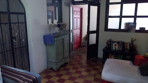 Exterior - Bed and Breakfast (Antigua Guatemala)