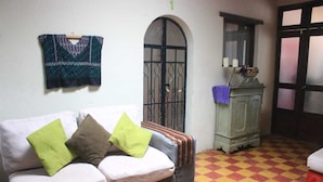 Interior - Bed and Breakfast (Antigua Guatemala)