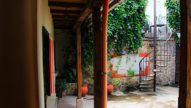 Terrace/patio - Bed and Breakfast (Antigua Guatemala)