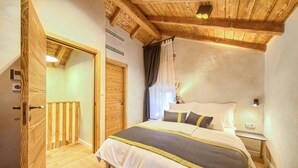 Luxury Villa, 2 Bedrooms | Desk, iron/ironing board, free WiFi - Villa Jerini House (Krk)