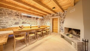 Luxury Villa, 2 Bedrooms | In-room dining - Villa Jerini House (Krk)