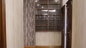 Hallway - Apartment on Akademik Sh. Azizbayov 88a (Baku)
