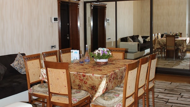 Apartment, 3 Bedrooms | In-room dining - Apartment on Akademik Sh. Azizbayov 88a (Baku)