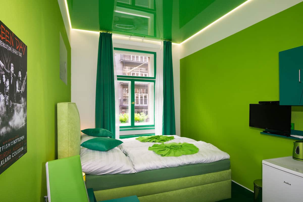 Premium bedding, individually decorated, desk, laptop workspace