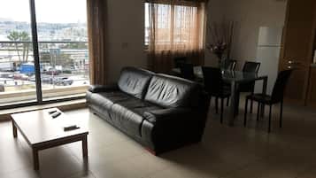 Panoramic Apartment, 2 Bedrooms | Living area