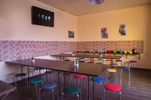 Petit déjeuner en libre-service compris tous les jours
