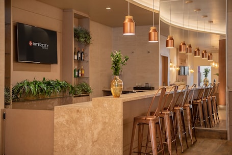 Bar (en la propiedad)