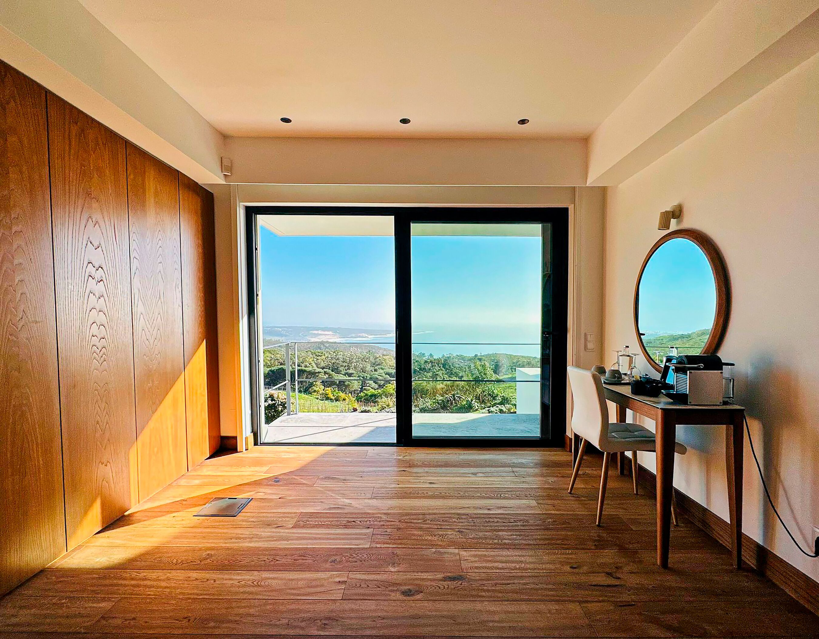 Luxury country house, 2 bedrooms, sea view (Panorama Residence) | 埃及棉床單、高級寢具、記憶棉床墊、迷你吧