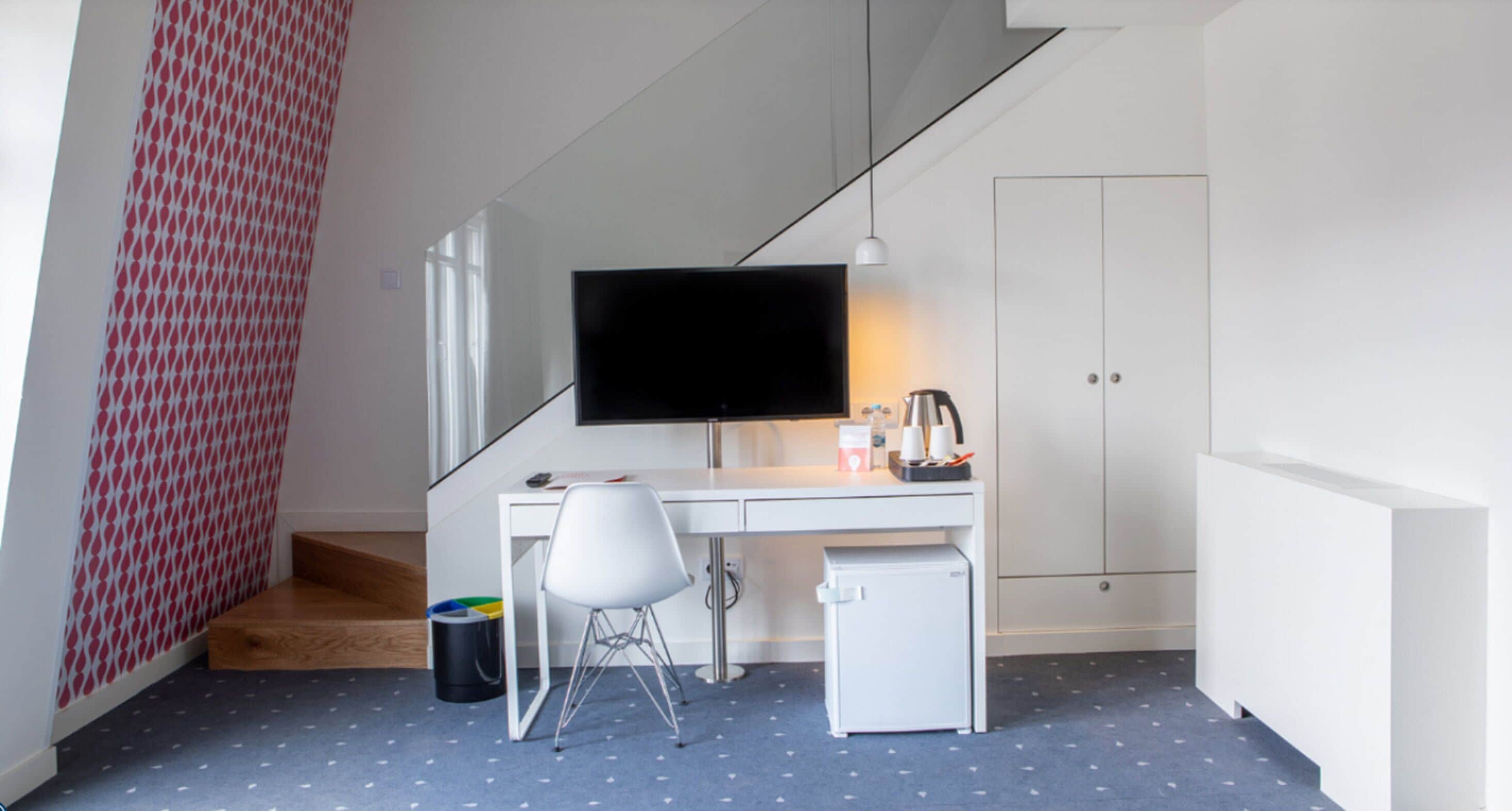 superior studio suite | 1 bedroom, minibar, desk, laptop workspace