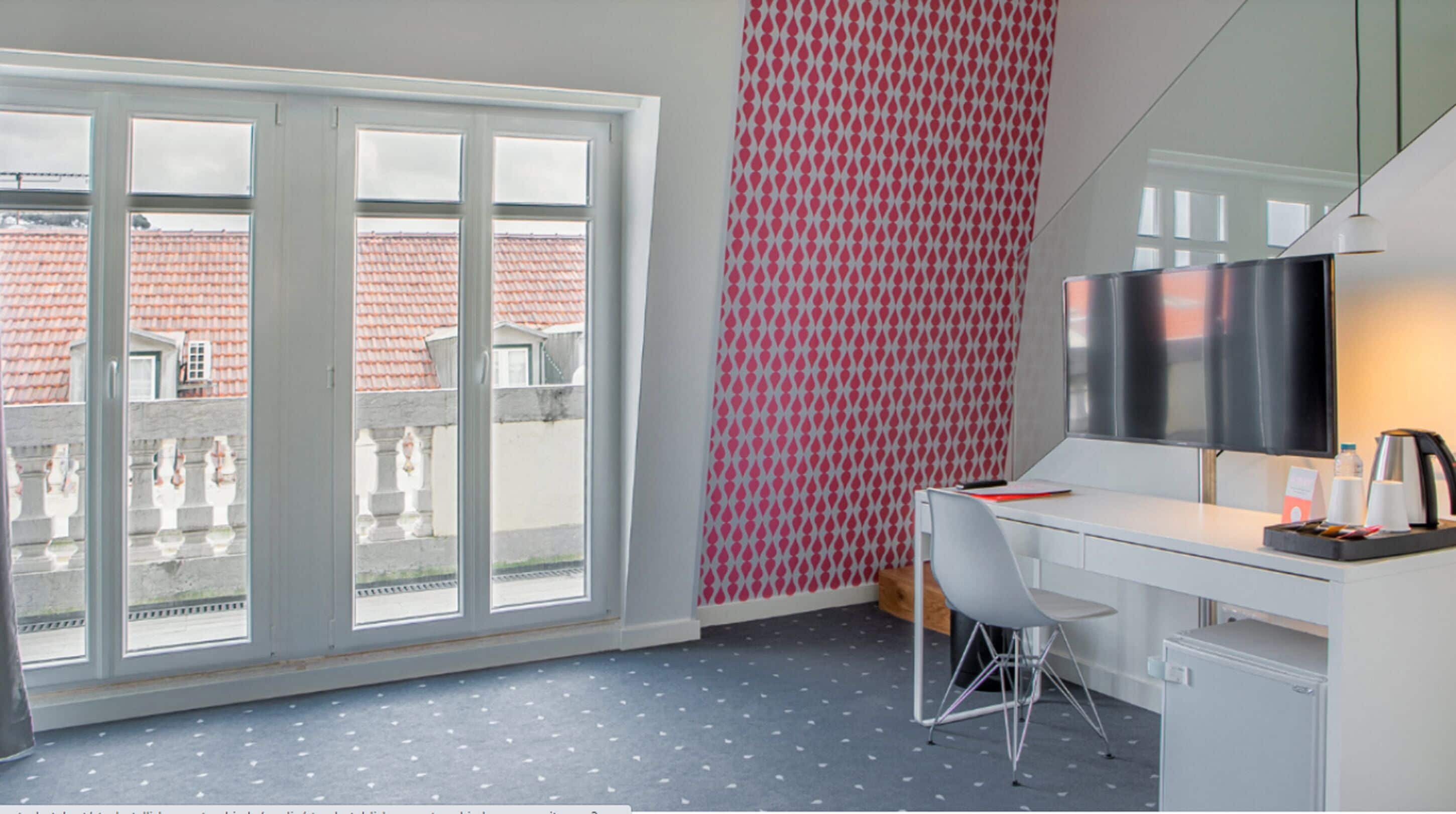 superior studio suite | 1 bedroom, minibar, desk, laptop workspace