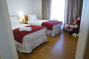 Kahden hengen classic-huone (kaksi sänkyä), 1 makuuhuone | Pimennysverhot, vuodevaatteet