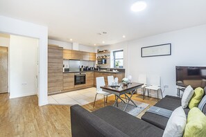 Televisión de pantalla plana