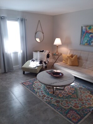 Interior - The Gardenia House (Naples)