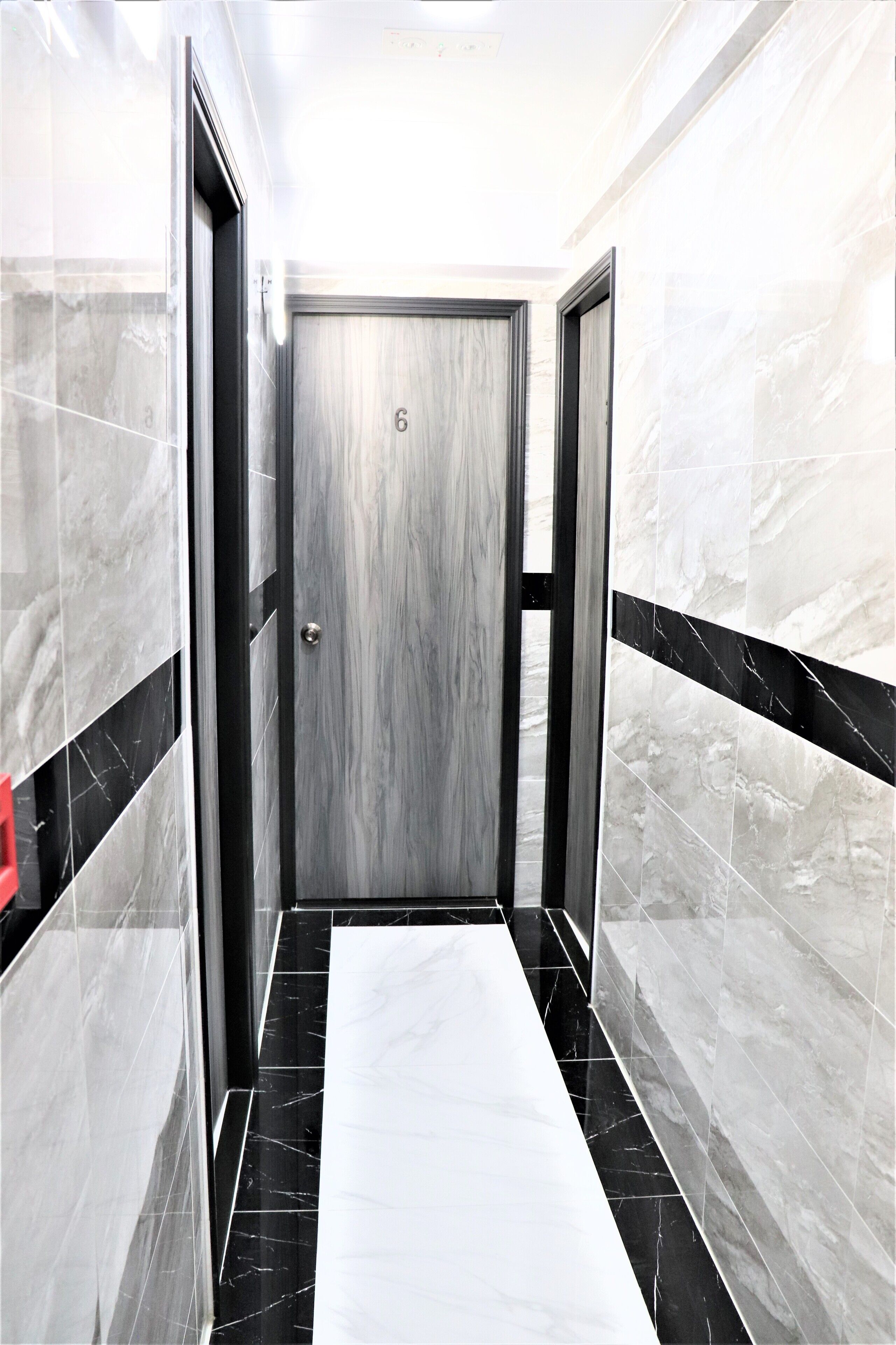 Photo - Metrocity Lounge