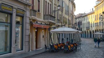 Apartment, 1 Bedroom | Street view