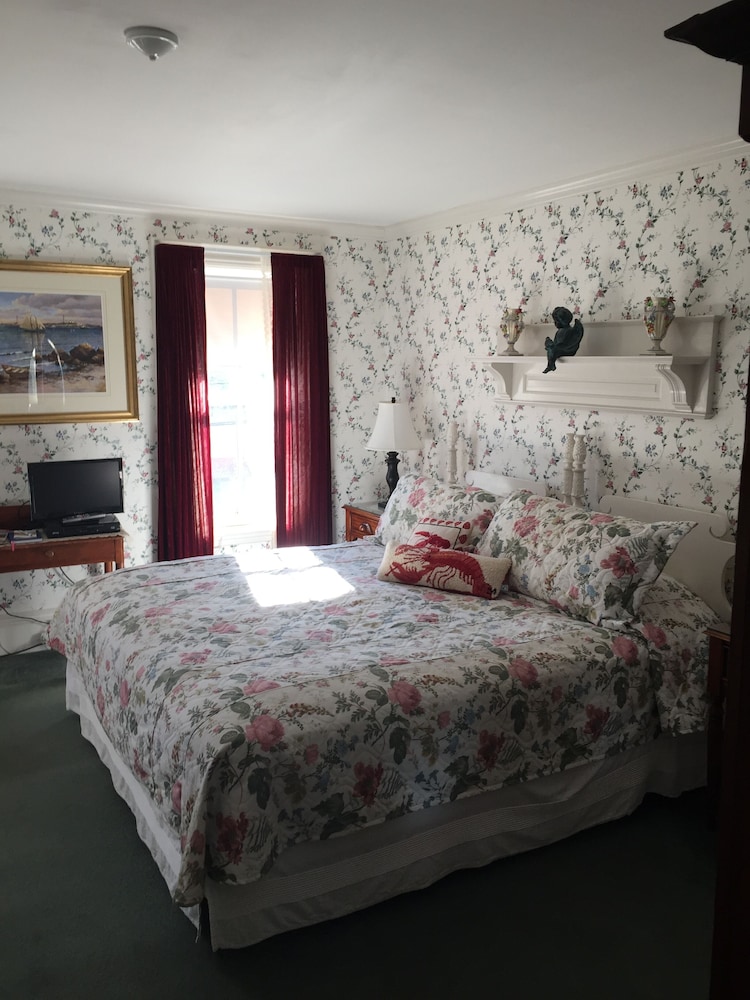 Lantana House Bed & Breakfast by null