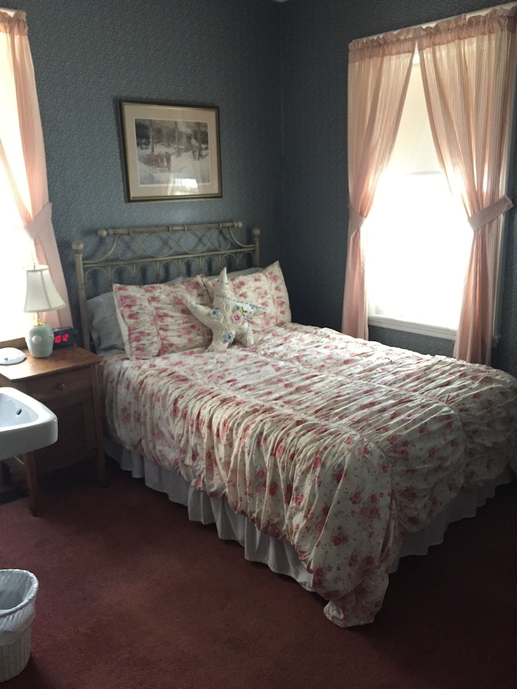 Lantana House Bed & Breakfast by null