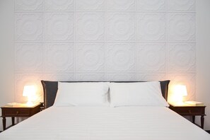 Exclusive Double or Twin Room, Balcony, Garden View (Porta Lodovica) | Premium bedding, minibar, in-room safe, individually furnished - Flatmilan (Cernusco sul Naviglio)