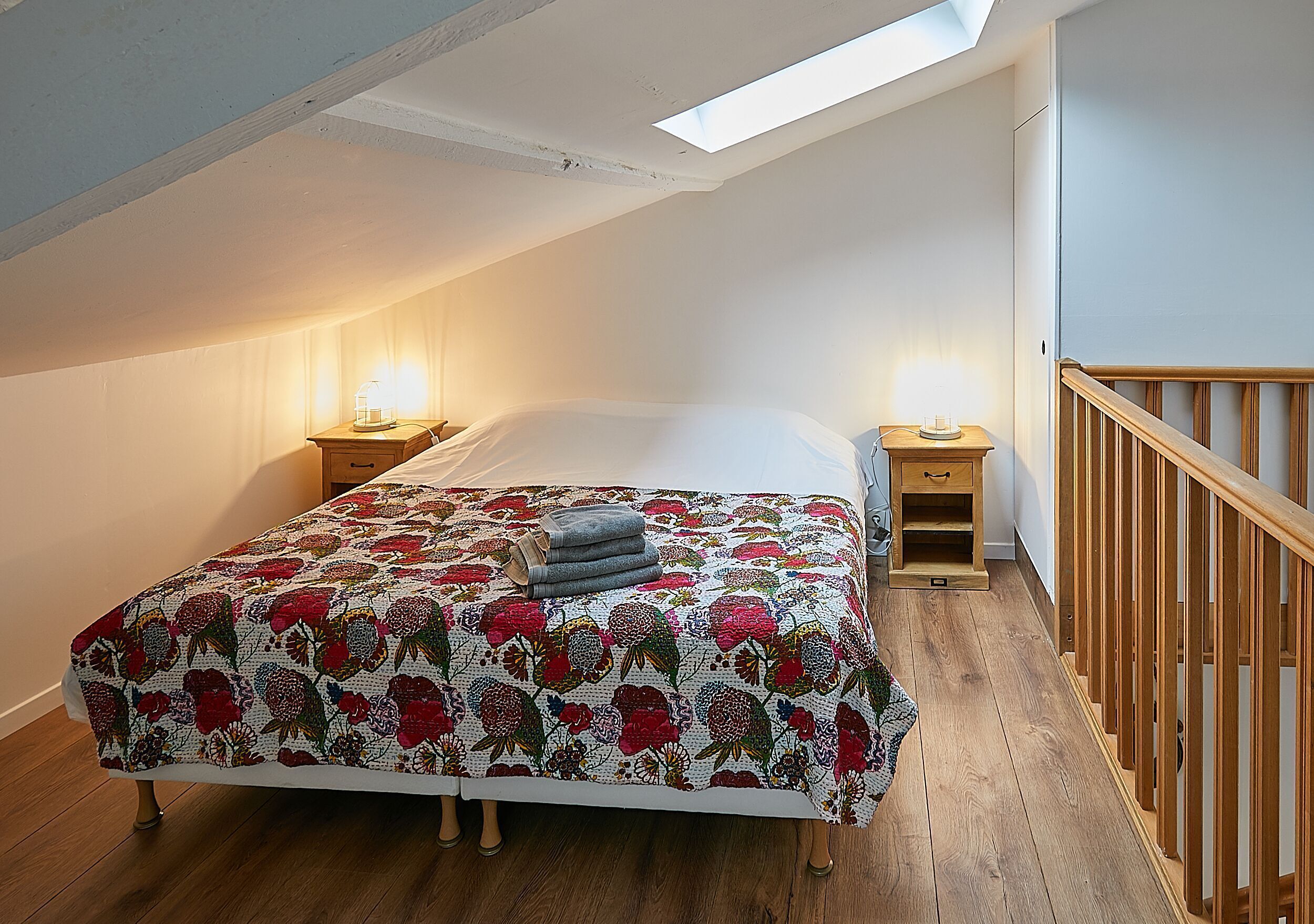 Premium bedding, individually decorated, individually furnished, desk