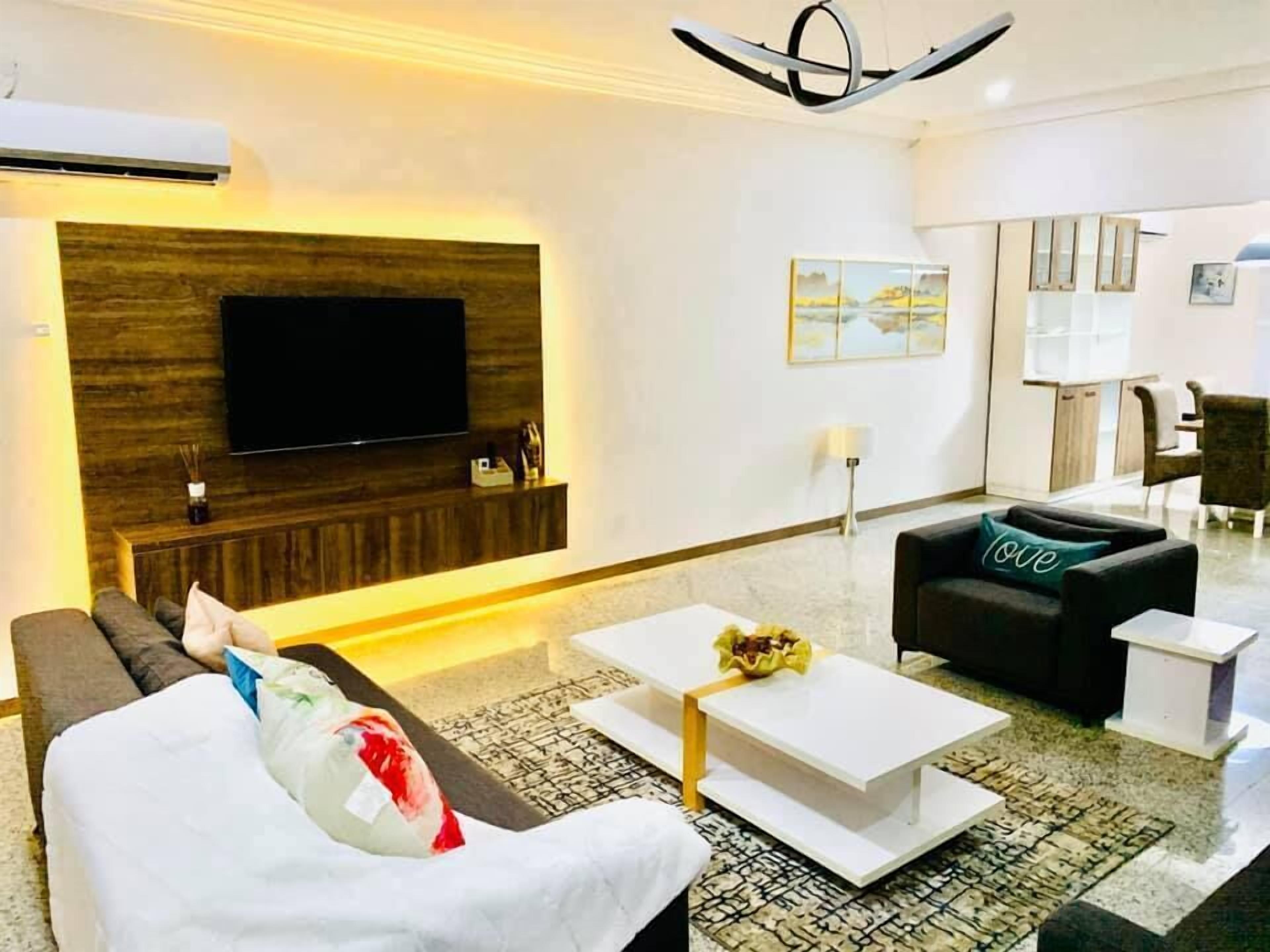 อพาร์ทเมนท์, 3 ห้องนอน | ห้องนั่งเล่น | ทีวีจอแบน, Netflix, บริการสตรีมมิ่ง