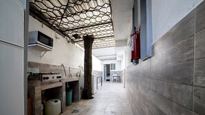 Habitació estàndard, 2 llits individuals | Cuina compartida | Placa de cuina 