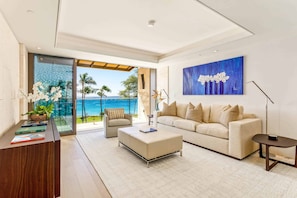 Condo, 2 Bedrooms, Balcony, Beach View | Living area